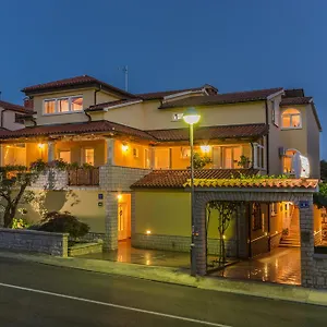 Casa Nova Gasthof Poreč
